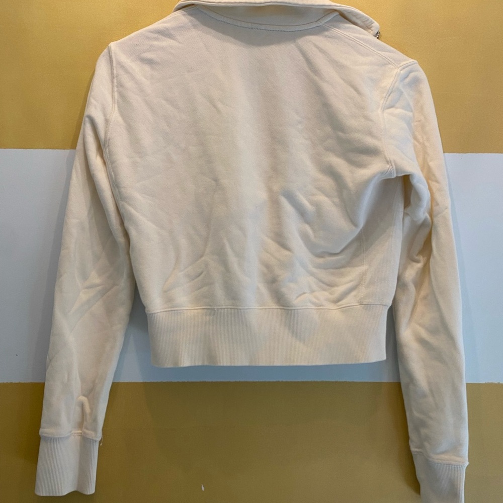 Uniqlo Cropped zippered jacket. - Picture 3 of 7